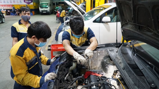 Cách doanh nghiệp sửa chữa ô tô tồn tại và phát triển trong đại dịch Covid - Ảnh 1.