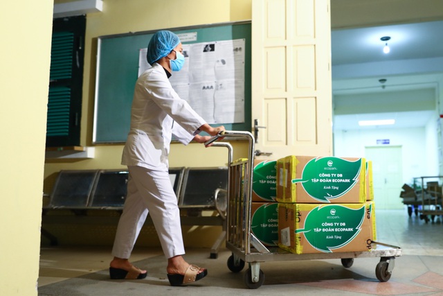 Thêm 1.1 triệu viên thuốc Molnupiravir điều trị Covid-19 được chuyển đến 17 tỉnh thành - Ảnh 3.