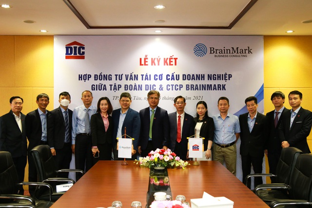 Tập đoàn DIC đạt top 50 công ty niêm yết tốt nhất Việt Nam - Ảnh 2.