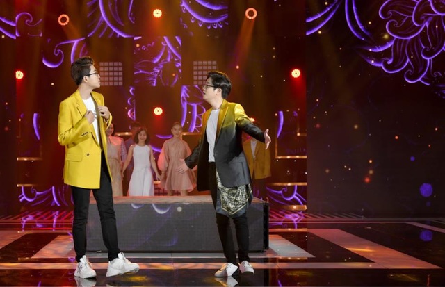 Bùi Anh Tuấn hát cùng Quán quân King of Rap, Hòa Minzy nhận Lăng LD làm em trai trong Gala Nhạc Việt 15 - Ảnh 4.