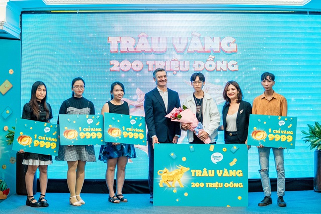 Đại tiệc lì xì SmartPay: Đã tìm ra chủ nhân giải Trâu Vàng 200 triệu đồng và các giải thưởng hấp dẫn khác - Ảnh 2.