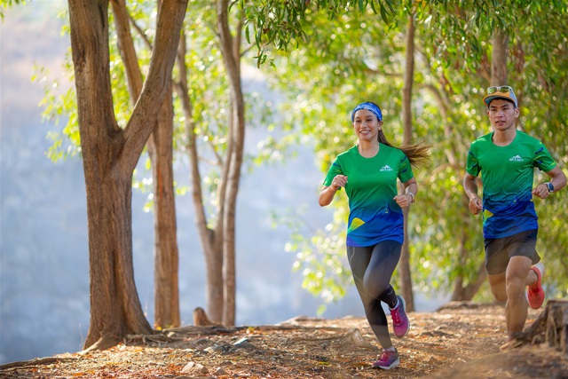 Giải chạy marathon đầu tiên tổ chức tại Tây Ninh trên cung đường quanh núi Bà Đen huyền thoại - Ảnh 3.