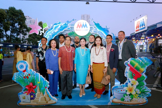 Lễ hội “Vui Tết Songkran” tại MM Mega Market: Trải nghiệm văn hóa và hàng hóa Thái Lan - Ảnh 3.
