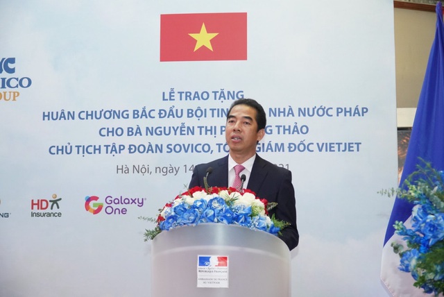 Nữ doanh nhân Nguyễn Thị Phương Thảo nhận huân chương Bắc đẩu bội tinh - Ảnh 2.