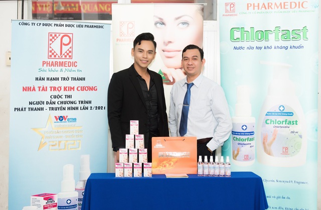 C&ocirc;ng ty CP DPDL Pharmedic đồng h&agrave;nh c&ugrave;ng sinh vi&ecirc;n đam m&ecirc; nghề MC - Ảnh 2.