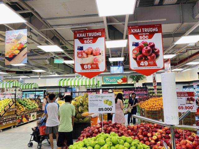 LOTTE Mart Gold Coast Nha Trang “hút” khách ngay tuần đầu khai trương - Ảnh 2.