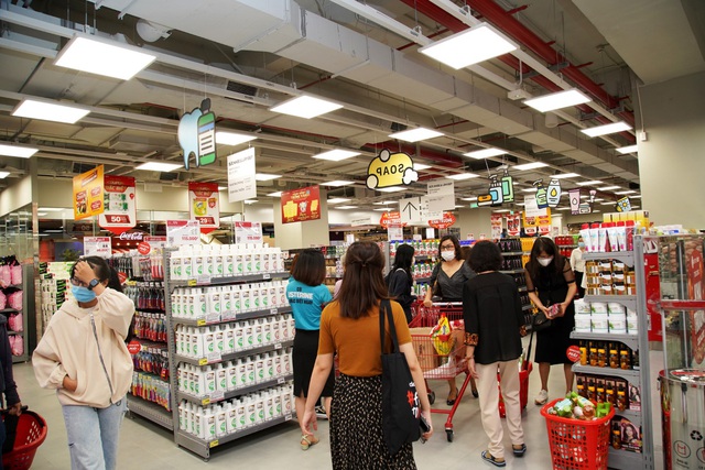 LOTTE Mart Gold Coast Nha Trang “hút” khách ngay tuần đầu khai trương - Ảnh 3.