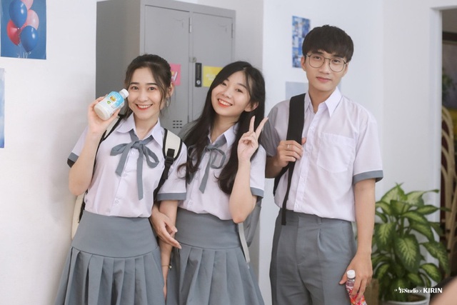 Who are you - Web drama học đường chiếu 4 tập vẫn chưa biết ai là... nam chính - Ảnh 2.