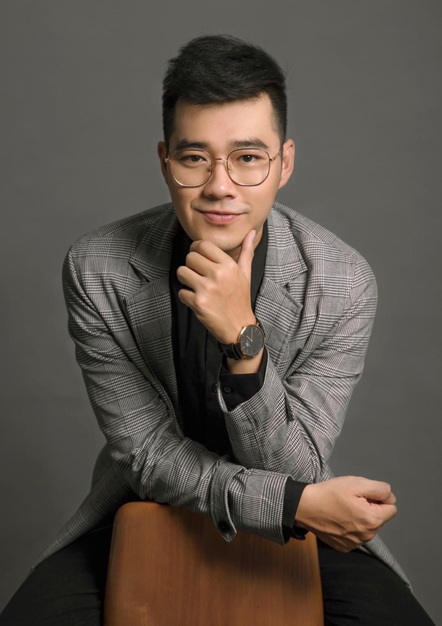 Những “con số lịch sử” và “cột mốc tử thần” trong cuộc đời một YouTuber - Ảnh 1.