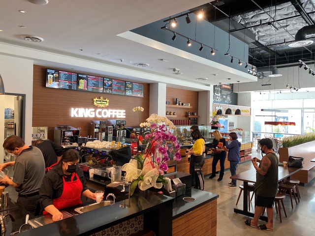 TNI King Coffee khai trương quán cà phê đầu tiên tại Hoa Kỳ - Ảnh 3.