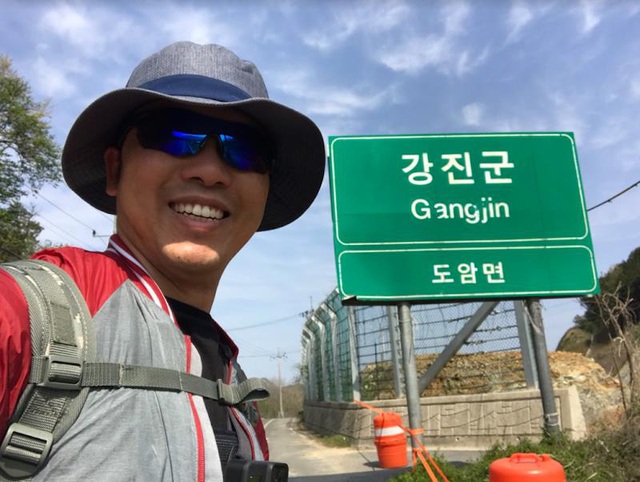 Hành trình đi bộ xuyên Hàn Quốc của chàng trai Việt vì muốn thức tỉnh bản thân mỗi người - Ảnh 1.