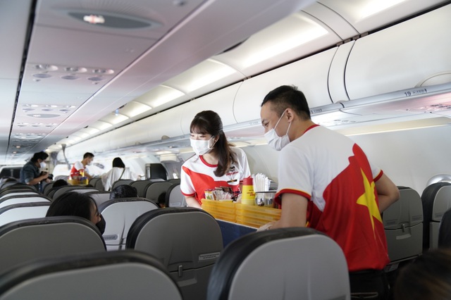 Sống vui, sống khỏe, bay an toàn, Vietjet thôi! - Ảnh 1.