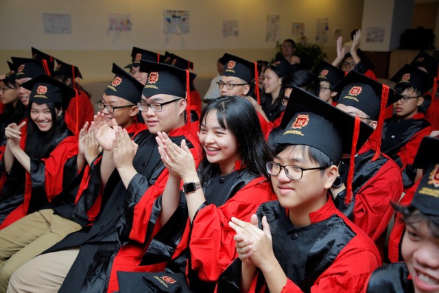 12 học sinh VAS đoạt học bổng tại 28 trường đại học danh tiếng thế giới - Ảnh 1.