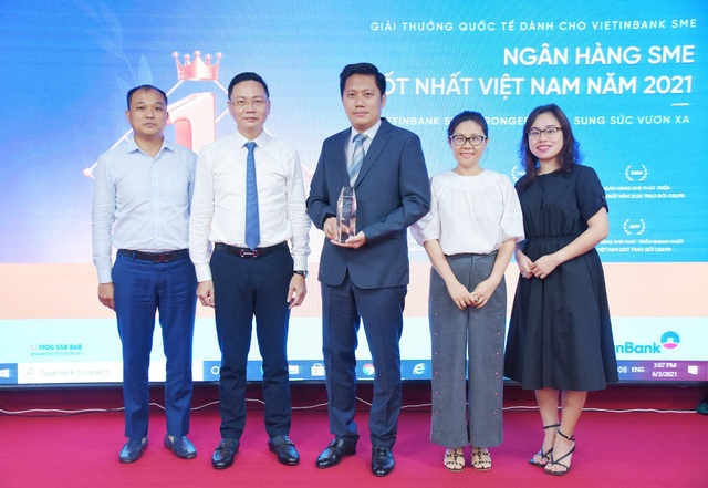 VietinBank hai lần đạt Giải thưởng Ngân hàng SME tốt nhất Việt Nam - Ảnh 2.