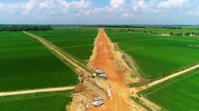 Đầu tư hạ tầng giao thông – Tạo đường băng cho Yên Định cất cánh - Ảnh 1.