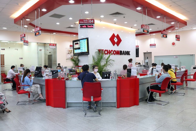 Techcombank tăng cường mục tiêu kép, tiếp sức tuyến đầu chống dịch - Ảnh 2.