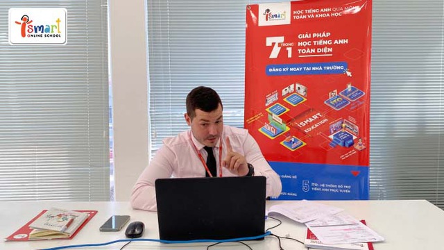 Ra mắt trường dạy trực tuyến tiếng Anh qua môn Toán và Khoa học hàng đầu Việt Nam - Ảnh 4.