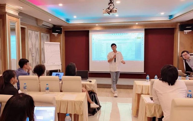 CEO Trần Văn Độ (Công ty thương mại điện tử DKT) lần đầu chia sẻ về Marketing Social - Ảnh 1.