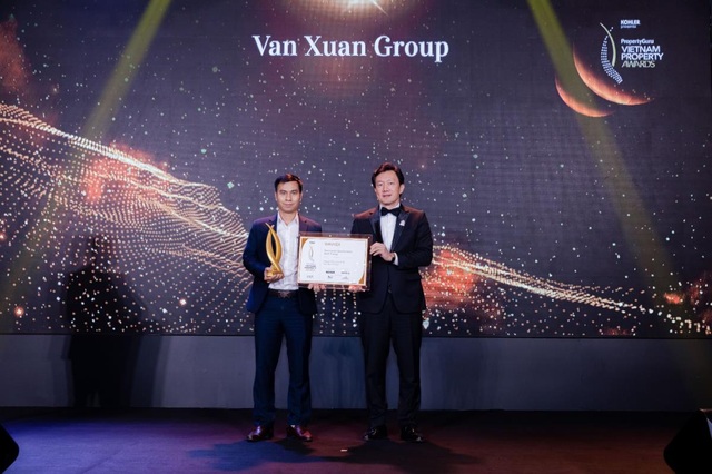 Vạn Xuân Group và hành trình vững bước “Vượt sóng đón thành công” - Ảnh 2.