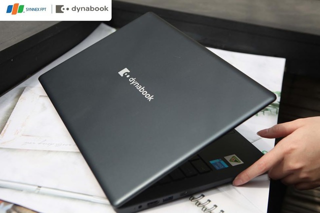 Dynabook Satellite Pro C40-J – Sự trở lại của người hùng - Ảnh 2.