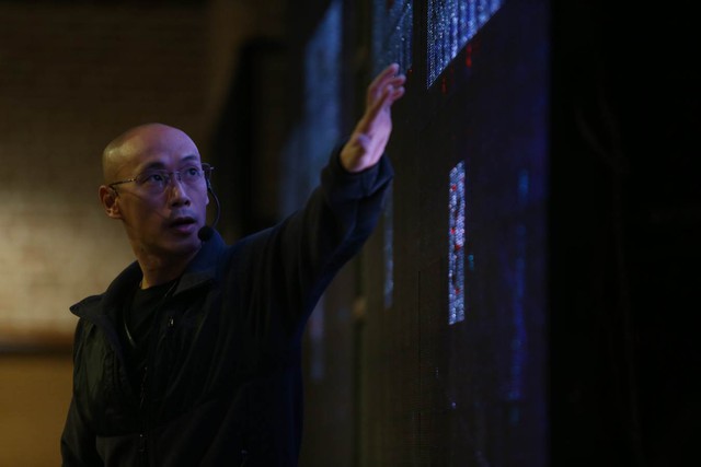 Chuyên gia Bùi Duy Bách tốt nghiệp ngành Khoa học máy tính của Đại học Illinois (Mỹ). Anh cũng là người đồng sáng lập Arimo – một công ty nổi tiếng ở thung lũng Silicon trong lĩnh vực ứng dụng AI lên IoT.