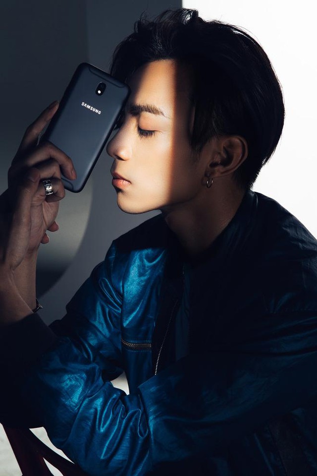 Màu sắc là yếu tố thể hiện cá tính quan trọng trên smartphone, điển hình là Galaxy J7 Pro - Ảnh 4. Màu sắc là yếu tố thể hiện cá tính quan trọng trên smartphone, điển hình là Galaxy J7 Pro - Ảnh 4.
