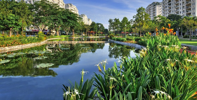 Với mật độ cây xanh cao nhất đô thị, bán đảo xanh Nam Viên được định vị là khu nhà ở cao cấp tại Phú Mỹ Hưng được chủ đầu tư ưu tiên và tập trung phát triển sau cùng nên BĐS khu này có nhiều động lực để tăng giá mạnh trong thời gian tới.