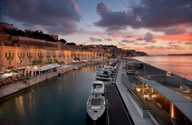 Thành phố cảng Valletta Waterfront – một trong những dự án thiết kế cảnh quan tiêu biểu và nổi tiếng của EDSA.