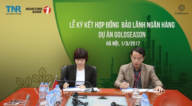 Đại diện TNR Holdings Việt Nam ký hợp đồng bảo lãnh dự án GoldSeason với MSB.