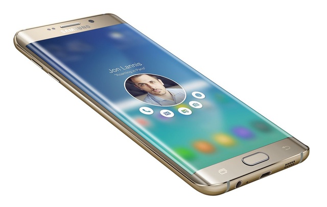 Màn hình cong đẹp đến “nao lòng” của Samsung Galaxy S6 edge.