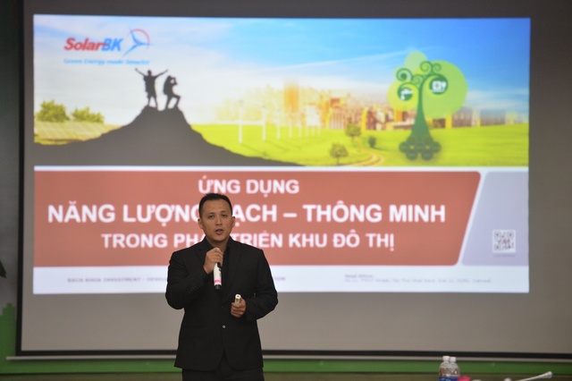 Ông Nguyễn Vũ Nguyên - Đại diện SolarBK trình bày về giải pháp ứng dụng năng lượng sạch trong phát triển khu đô thị.