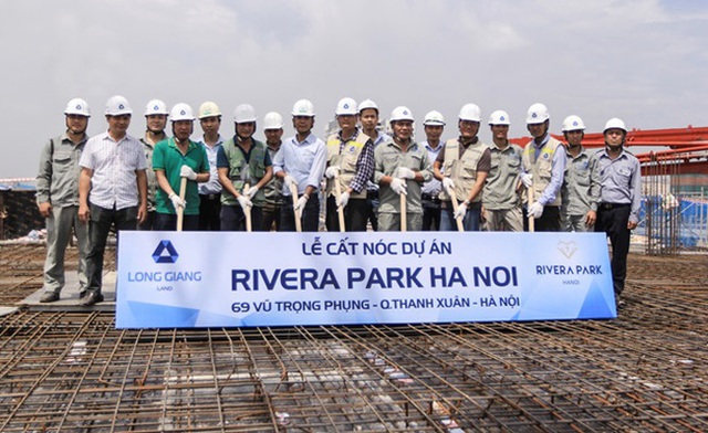 Dự án Rivera Park Hà Nội đã cất nóc và dự kiến bàn giao tháng 05/2018.