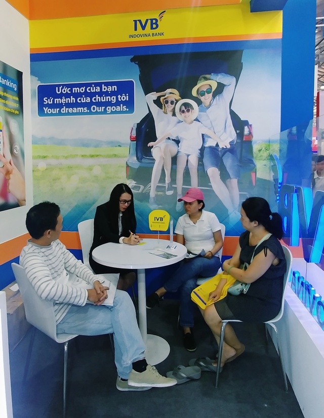 Ngân hàng Indovina tham gia triển lãm Vietnam Motorshow 2018 - Ảnh 2.