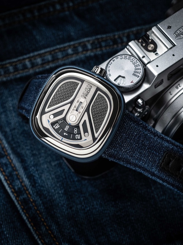 Chiếc SevenFriday đầu tiên với chất liệu denim mang tên M1B/01 “Urban Explorer” - Ảnh 1.