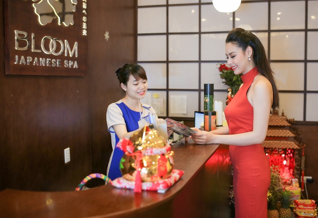 Theo chân Hoa hậu biển Phạm Thùy Trang khám phá địa chỉ làm đẹp theo phong cách Nhật - Ảnh 1.