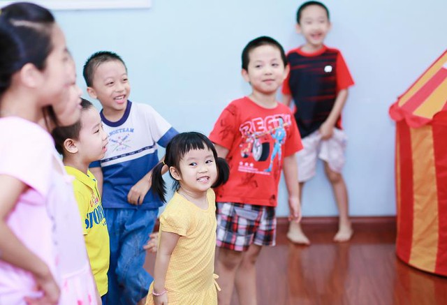 Nâng bước con ra thế giới từ khi chập chững tuổi mầm non - Ảnh 3.