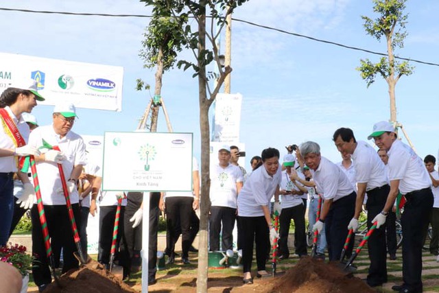 Quỹ 1 triệu cây xanh cho Việt Nam và Vinamilk trồng hơn 110.000 cây xanh tại Bà Rịa Vũng Tàu - Ảnh 5.