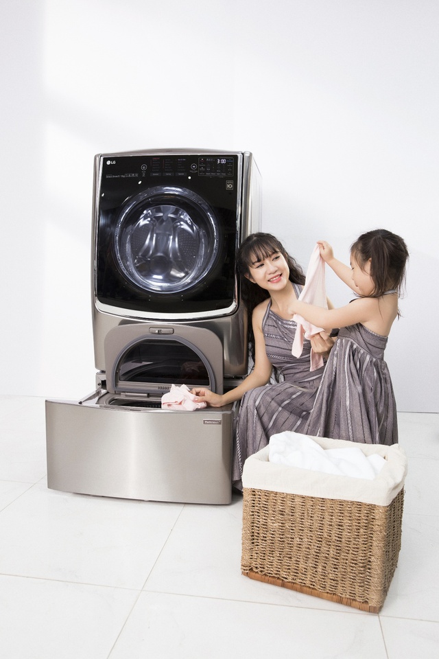 Minh Hà chia sẻ bí quyết giặt giũ quần áo siêu tiện lợi khi gia đình đông con - Ảnh 3.