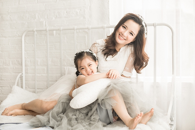 MC Trang Moon VTV: Mỗi đứa trẻ đến với vợ chồng mình là một món quà - Ảnh 2.