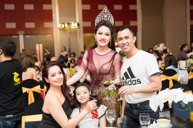 Dàn sao Việt hội ngộ tới chúc mừng Hoa hậu Doanh nhân Xuân Hương - Ảnh 14.