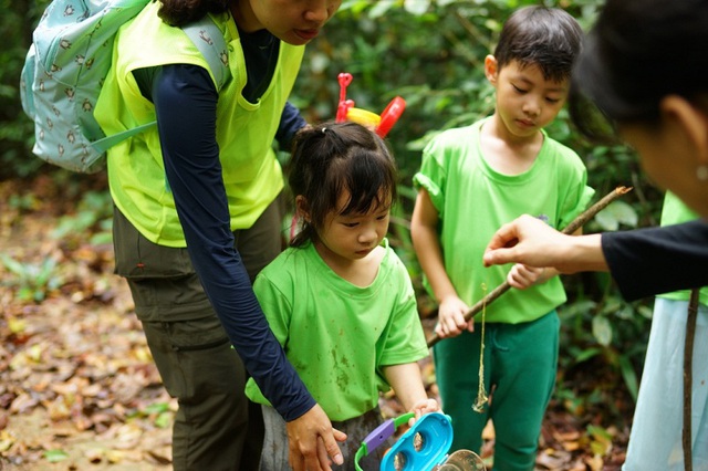 Gia đình Đăng Khôi, Lý Hải hào hứng trong hành trình trải nghiệm thiên nhiên - Ảnh 10.