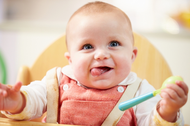 Trẻ sơ sinh hay bị ọc sữa: Cách khắc phục hiệu quả từ cơ chế làm sánh sữa - Ảnh 3.