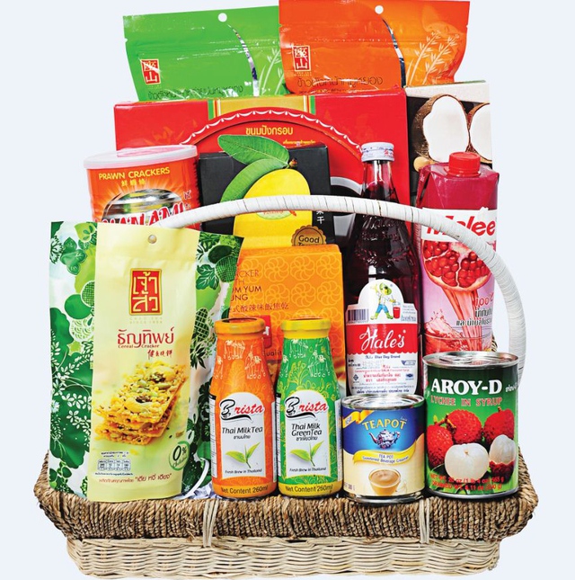 Thoải m&aacute;i lựa chọn với 19 mẫu giỏ qu&agrave; Tết tại MM Mega Market - Ảnh 2.