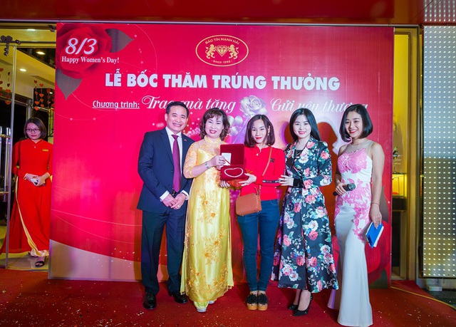 Lễ bốc thăm trúng thưởng nhận bông hồng vàng 999.9 Công ty Bảo Tín Mạnh Hải - Ảnh 7.