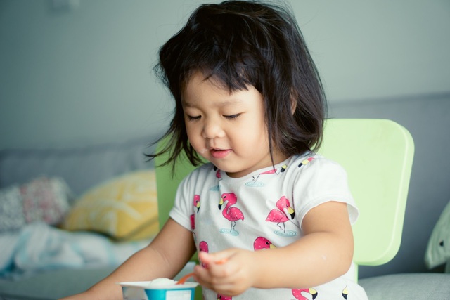 Trẻ hay bị táo bón, mẹ cần xem lại ngay chế độ ăn uống của trẻ - Ảnh 1. Trẻ hay bị táo bón, mẹ cần xem lại ngay chế độ ăn uống của trẻ - Ảnh 1.