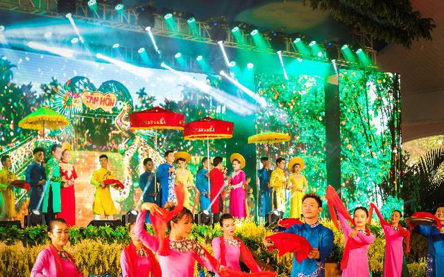 Suối Tiên chào hè rực rỡ với lễ hội trái cây Nam Bộ 2018 - Ảnh 1.