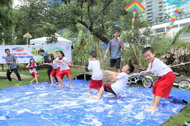 Khởi động chiến dịch “Mang mùa hè thật trở lại” cho trẻ em Việt Nam - Ảnh 1.