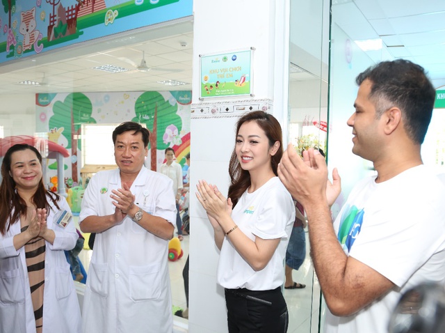 Jennifer Phạm l&agrave;m g&igrave; để gi&uacute;p con khỏe mạnh, tự tin? - Ảnh 3.