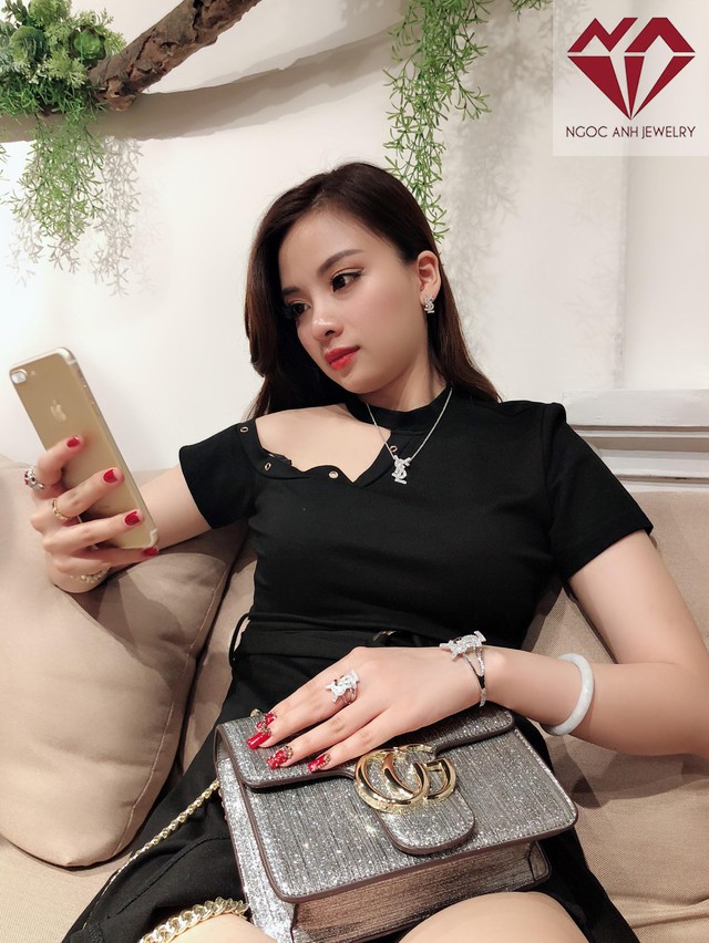 Bí quyết giúp phụ nữ luôn đẹp rạng ngời mọi lúc mọi nơi - Ảnh 7. Bí quyết giúp phụ nữ luôn đẹp rạng ngời mọi lúc mọi nơi - Ảnh 7.