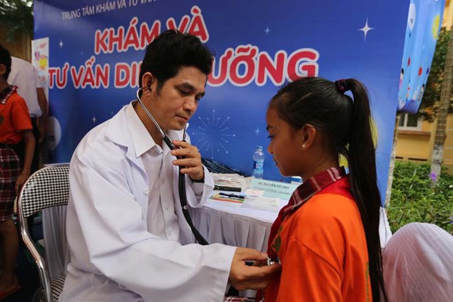 66.000 ly sữa đến với trẻ em tỉnh Vĩnh Ph&uacute;c nh&acirc;n dịp Tết Trung Thu - Ảnh 1.